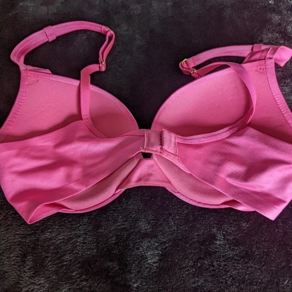 Victoria's Secret Plunge Bra